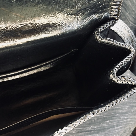 Vintage Spanish embossed side bag - Picture 6 of 8